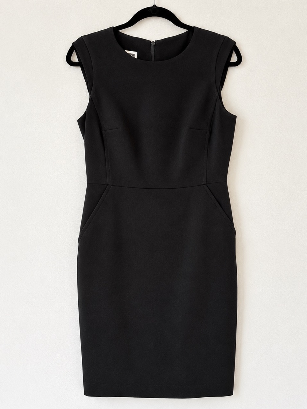 Anne Klein Black Cap Sleeve Sheath Dress Size 4